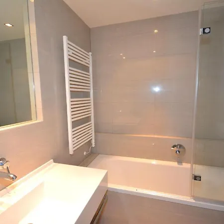 Zell Exclusive By In One Апартаменты *