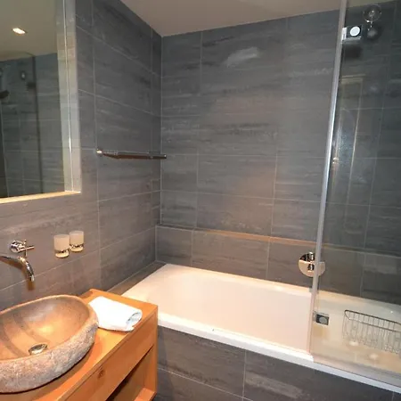 Апартаменты Zell Exclusive By In One *