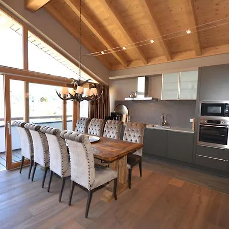 Zell City Exclusive Lodges *