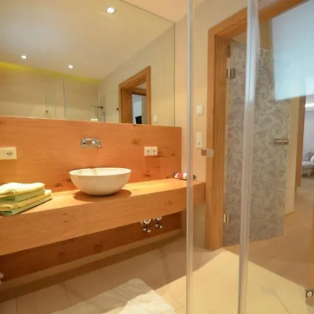 Zell City Exclusive Lodges *